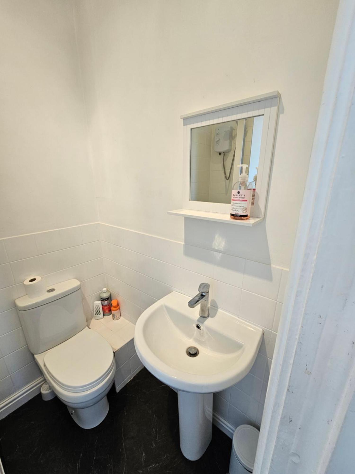 2 Bed Apartment Lakeside On The Promenade サウスポート エクステリア 写真